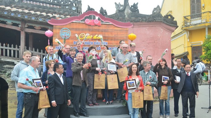 German tourists visit Hoi An in the new year - ảnh 2